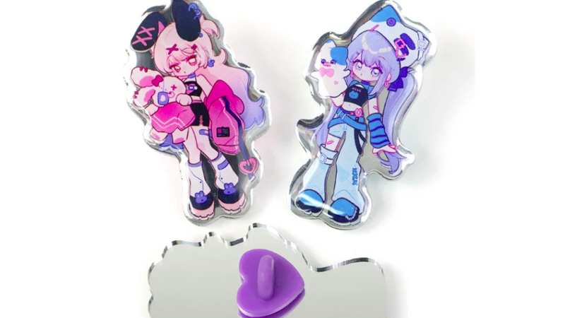 Stylish Acrylic Mirror Pins with Reflective Finish for Custom Branding