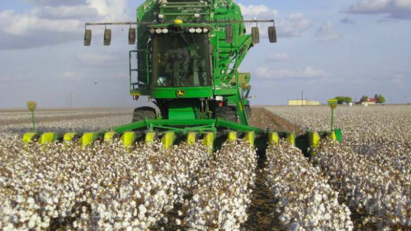 The Evolution of Tractor Engineering and Its Impact on Modern Farming Efficiency